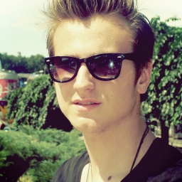 Avatar of user JohnnieRussel