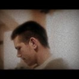 Avatar of user Piros Dávid